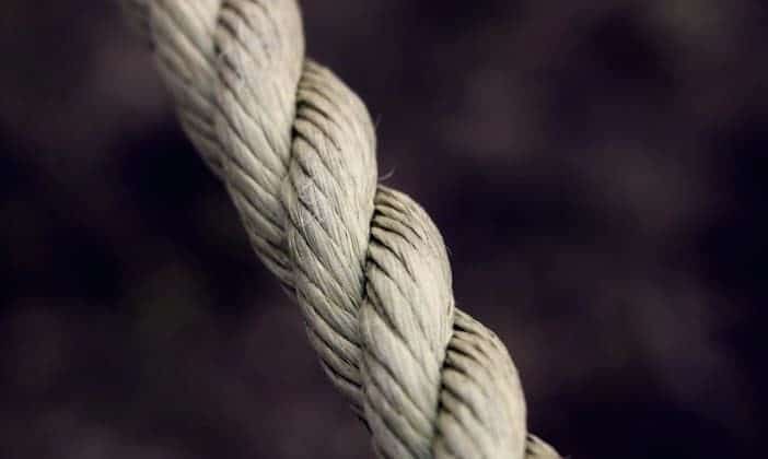 How To Braid A 3-Strand Rope Knot With Paracord