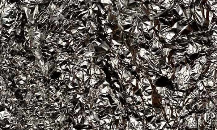 survival uses of aluminum foil